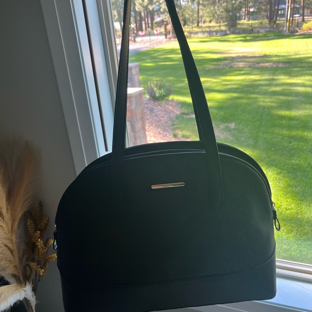 Elegant Black Women's Handbag